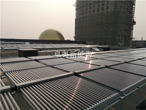 南京白金漢爵大酒店太陽能熱水系統